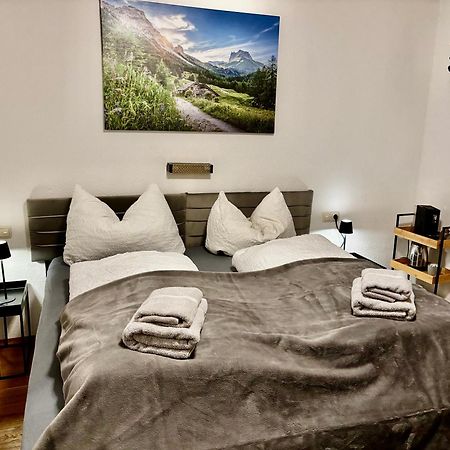 Lechtaler Alpenblick Landeck - Privatzimmer & Ferienwohnung エクステリア 写真