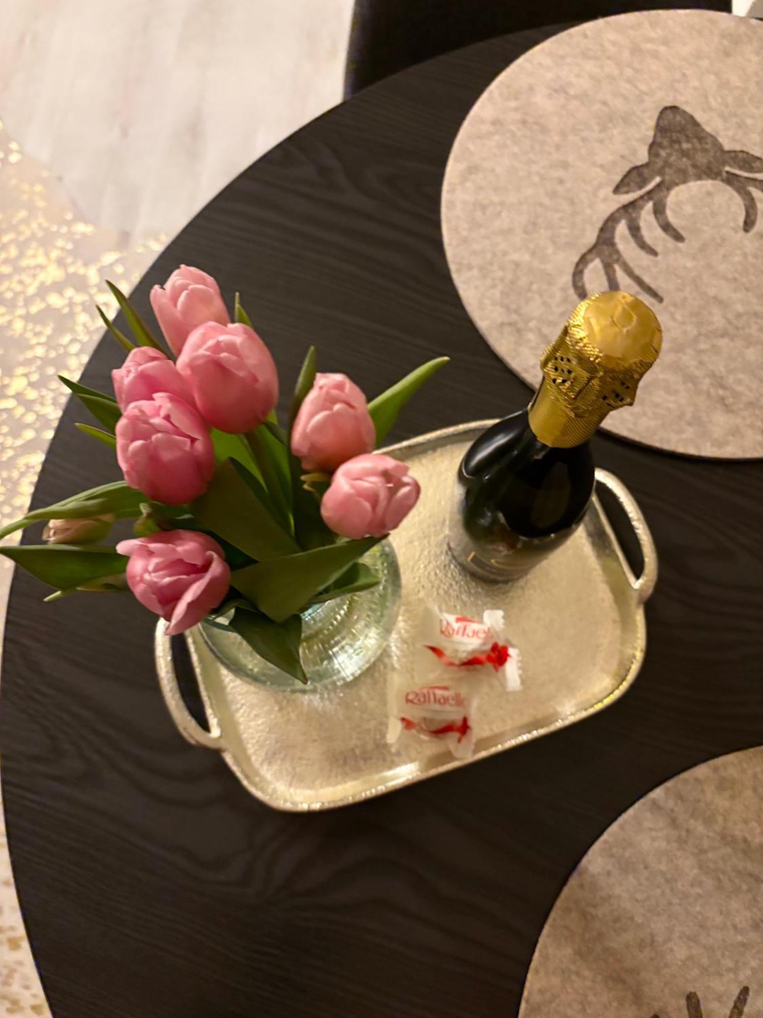 Lechtaler Alpenblick Landeck - Privatzimmer & Ferienwohnung エクステリア 写真