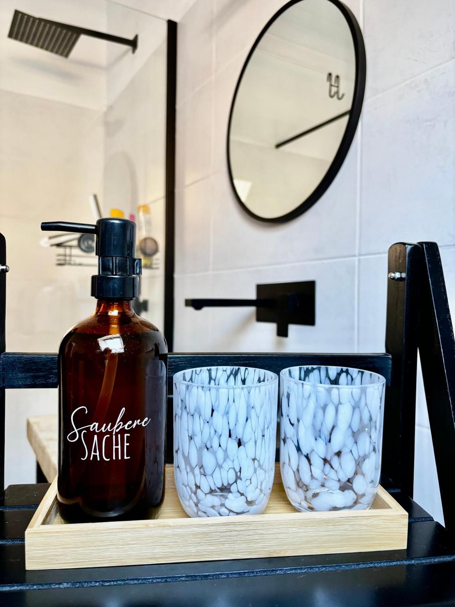 Lechtaler Alpenblick Landeck - Privatzimmer & Ferienwohnung エクステリア 写真
