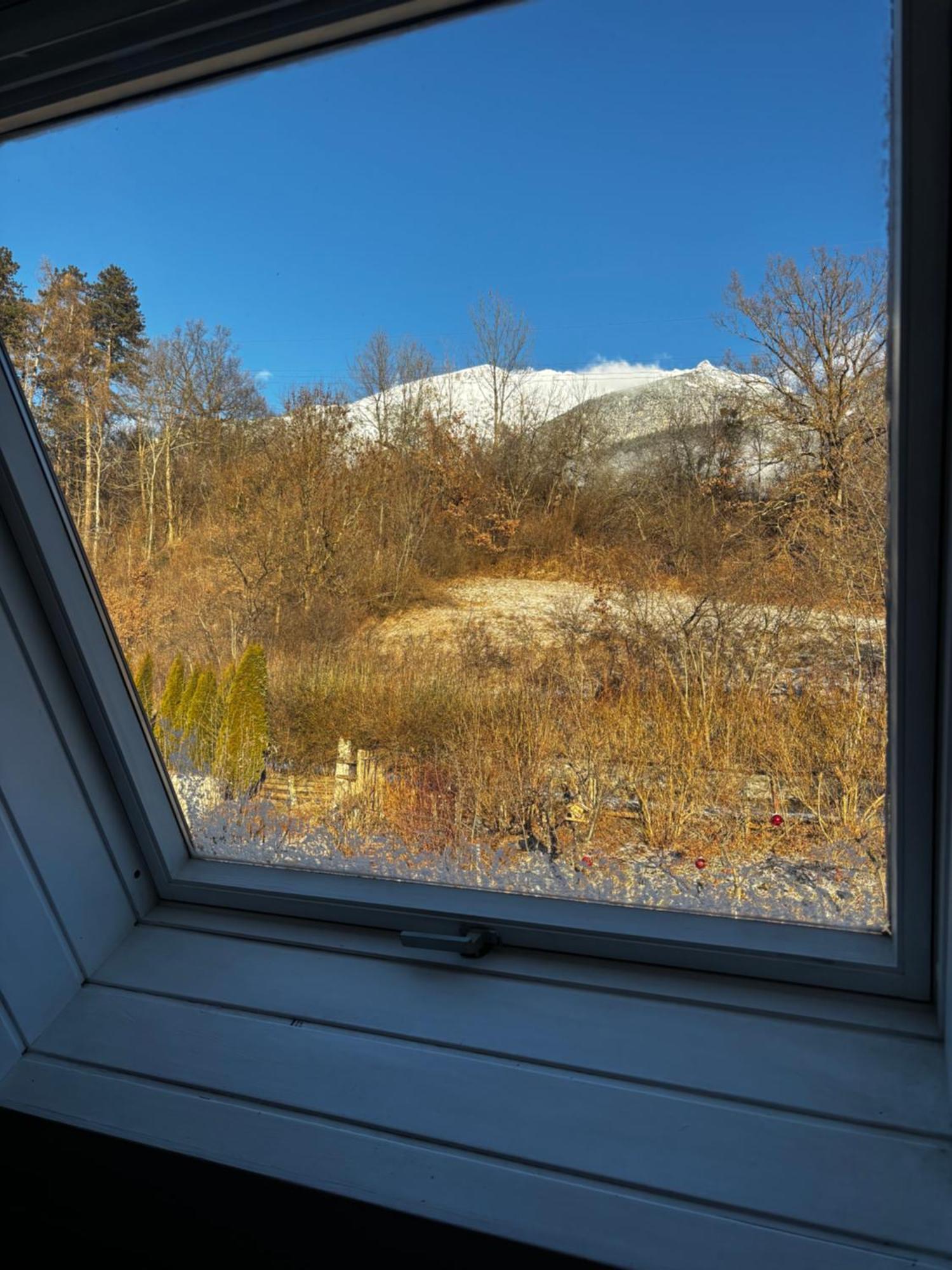 Lechtaler Alpenblick Landeck - Privatzimmer & Ferienwohnung エクステリア 写真