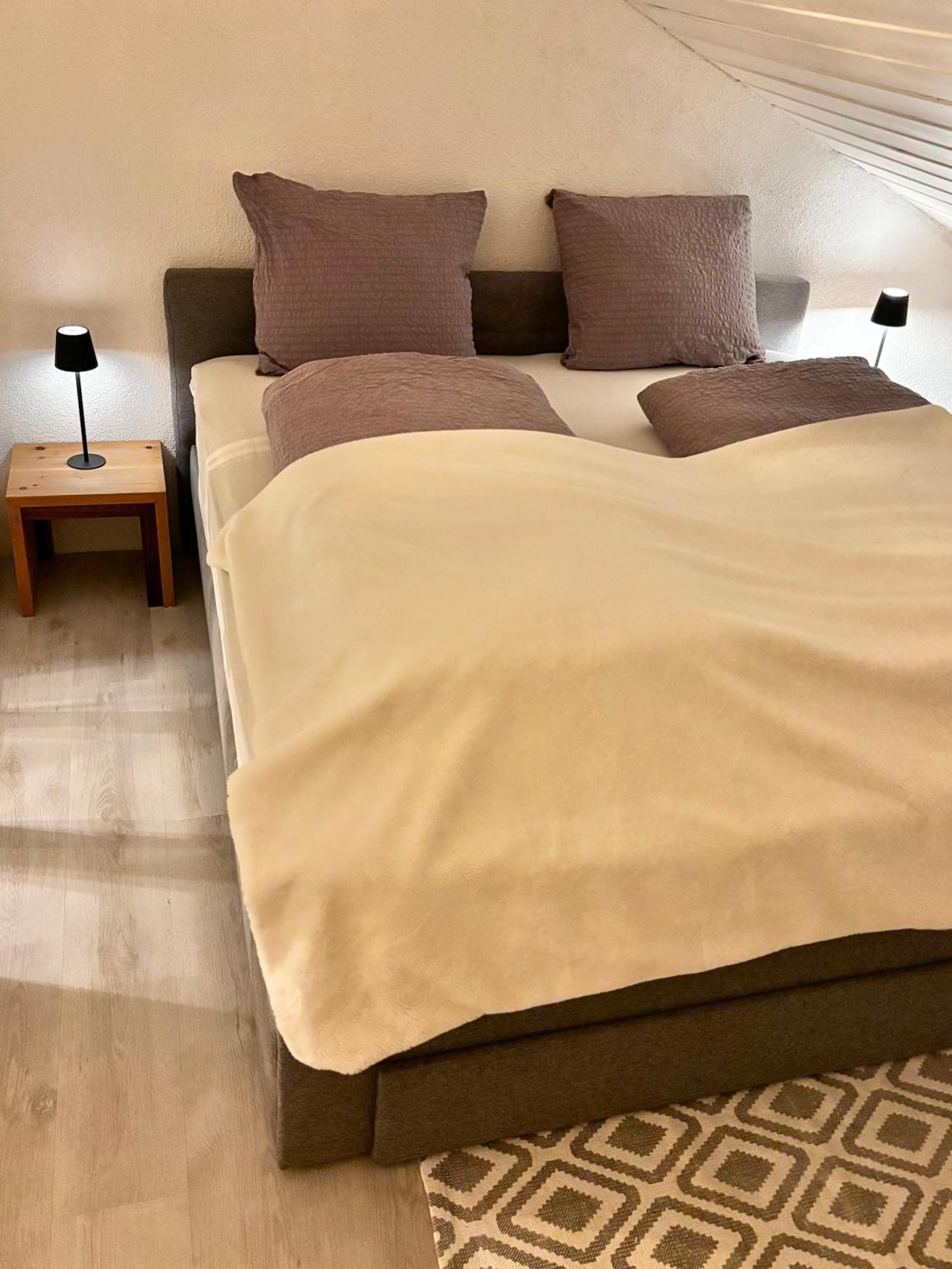 Lechtaler Alpenblick Landeck - Privatzimmer & Ferienwohnung エクステリア 写真
